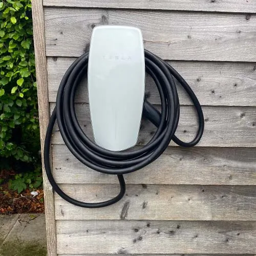 Mounted EV charge point